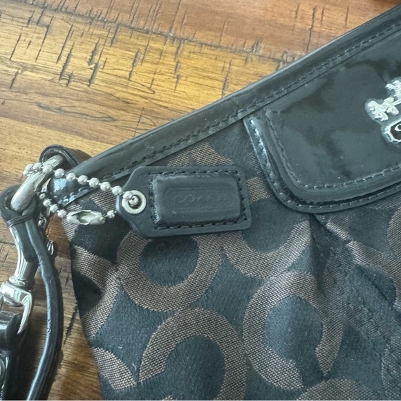 Coach Brown Wristlet with Iconic Design - Picture 4 of 6